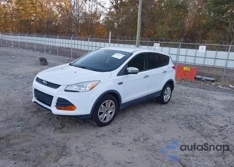 2015 Ford Escape S из США, поврежденный, VIN 1FMCU0F73FUB87690